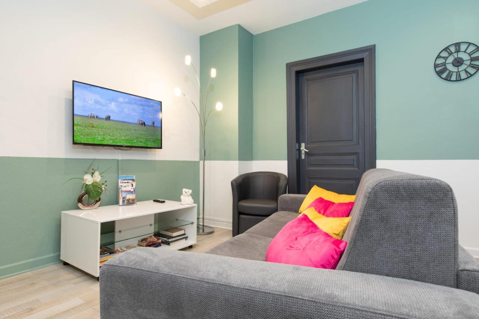 Evasion St Joseph Odysalis - Lit King Size - Parking - Proche Centre Apartment Колмар Екстериор снимка